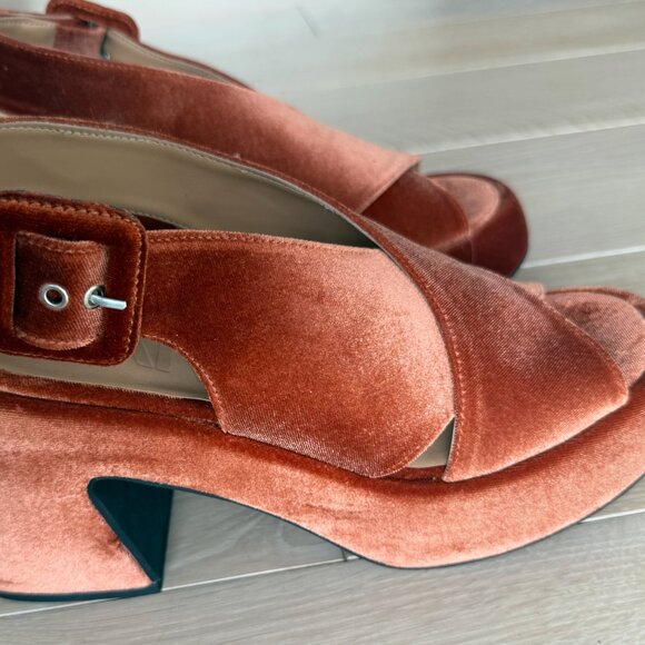 Ganni Velvet Slingback Sandals - Picture 2 of 5